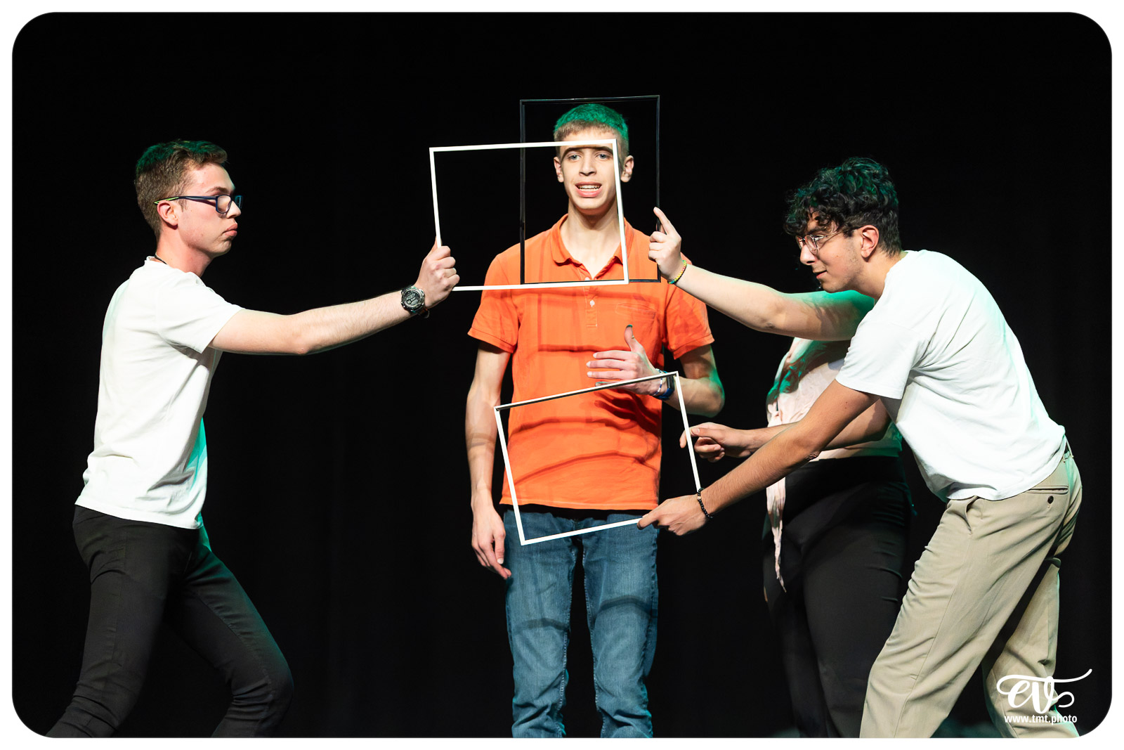 MAIS SONGEONS À RÉPÉTER S'IL VOUS PLAIT !